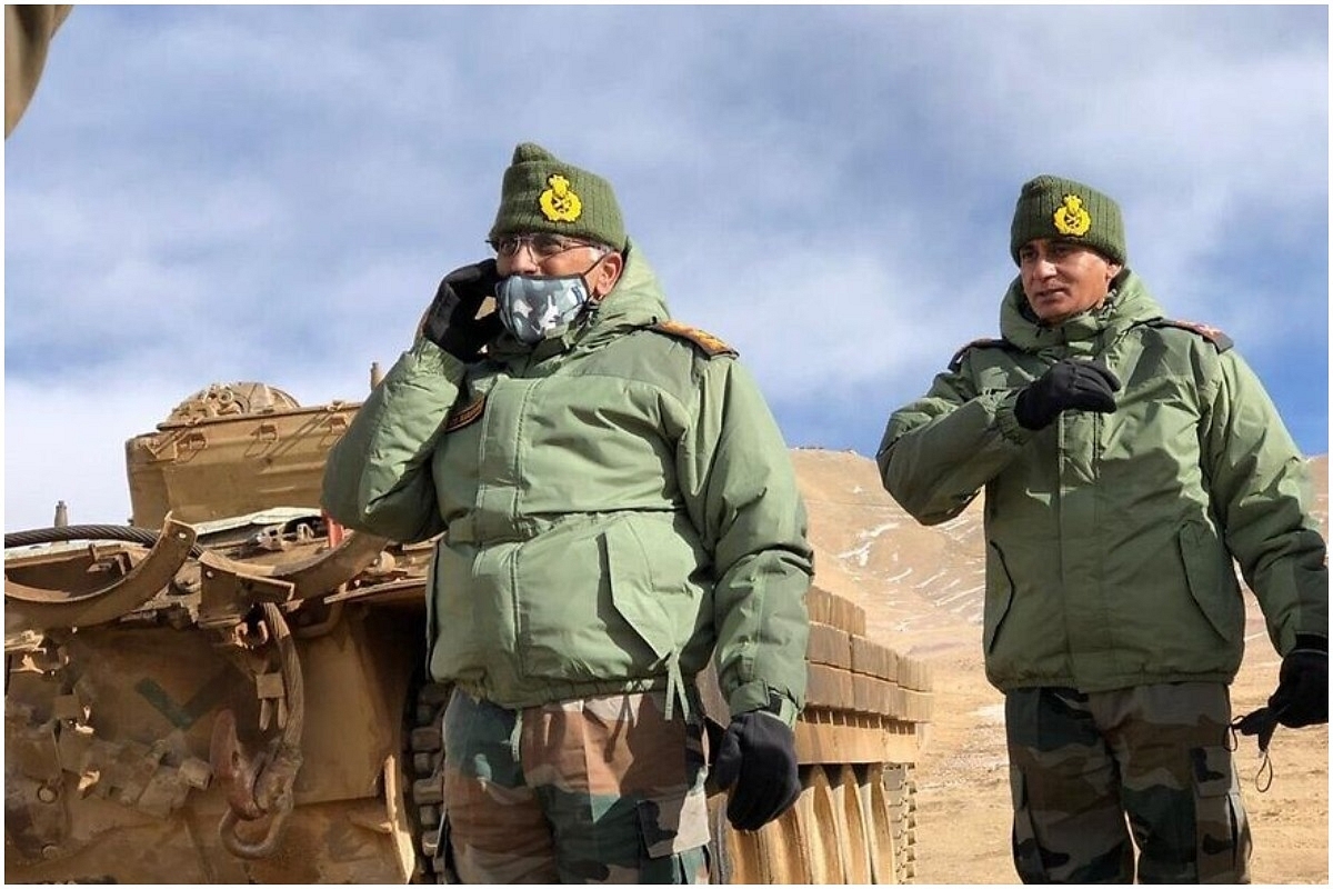 Indian Army Chief Visits Forward Areas Along LoC In Jammu; Takes Assessment Of Counter-Infiltration Operations