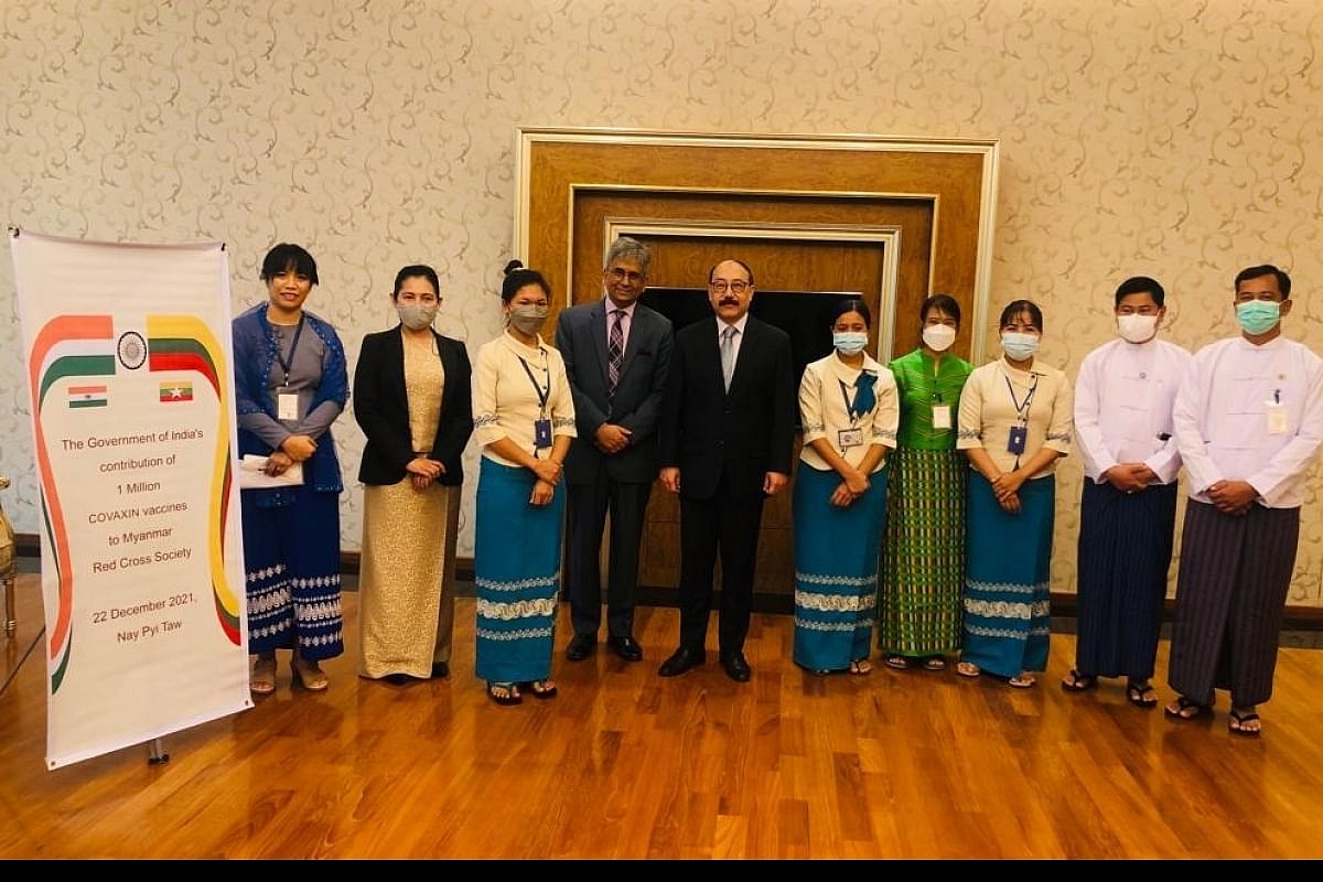 India Hands Over 1 Million Doses Of COVID-19 Vaccines, 10,000 Tonnes Of Wheat And Rice To Myanmar During FS Shringla's Visit To The Country