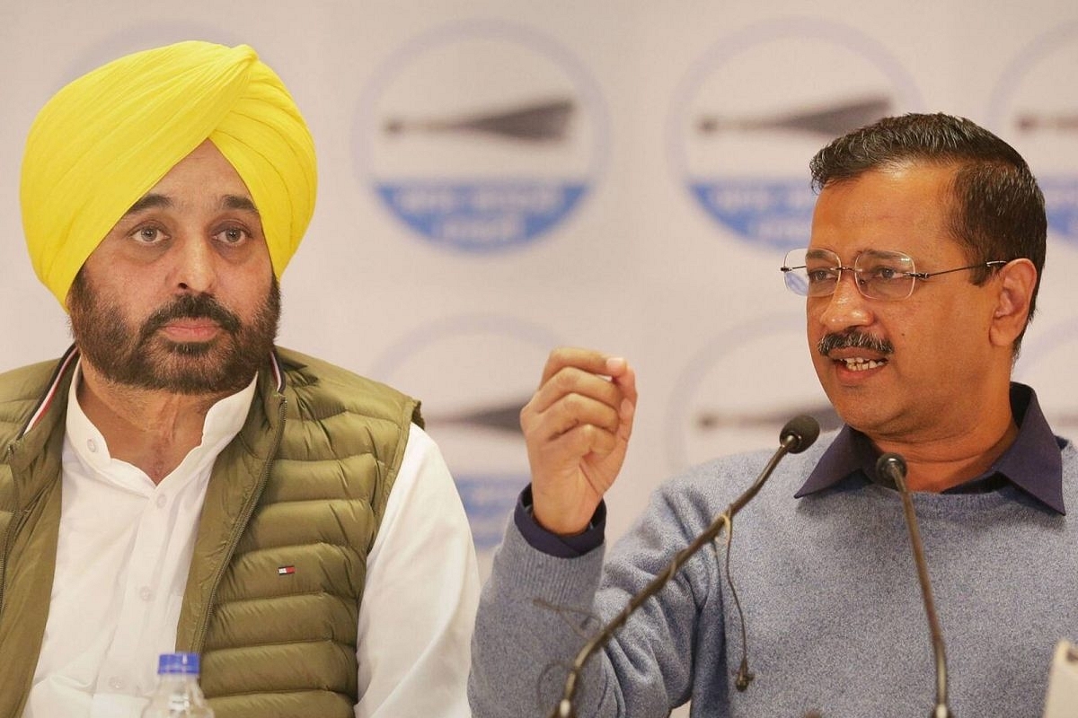 Punjab Government Deploys School Teachers To Serve, Be 'In-Charge' Of AAP Workers Heading To Arvind Kejriwal's Event
