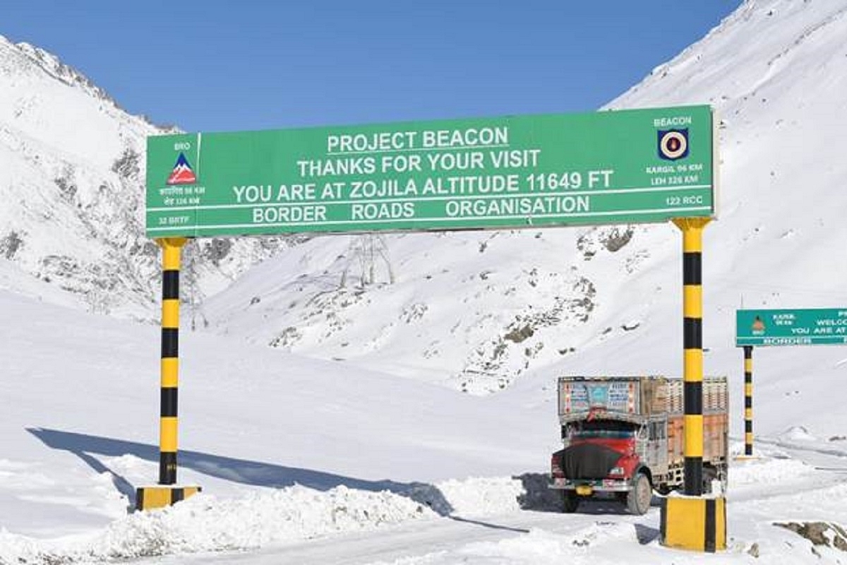 Ladakh: In A First, BRO Keeps Zoji Mountain Pass Open Beyond 31 December Despite Extreme Weather Conditions