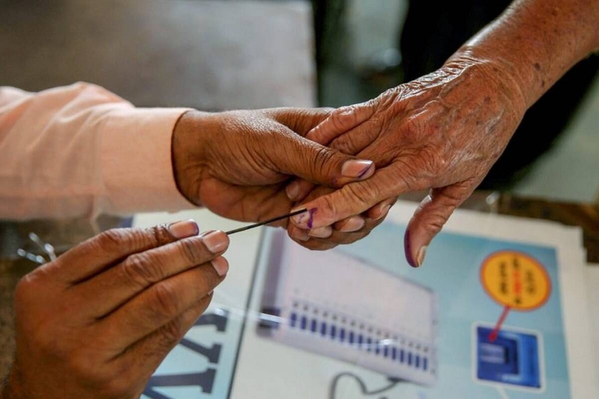 UP Assembly Elections: Average Voter Turnout Of 23 Per Cent Recorded Till 11 AM