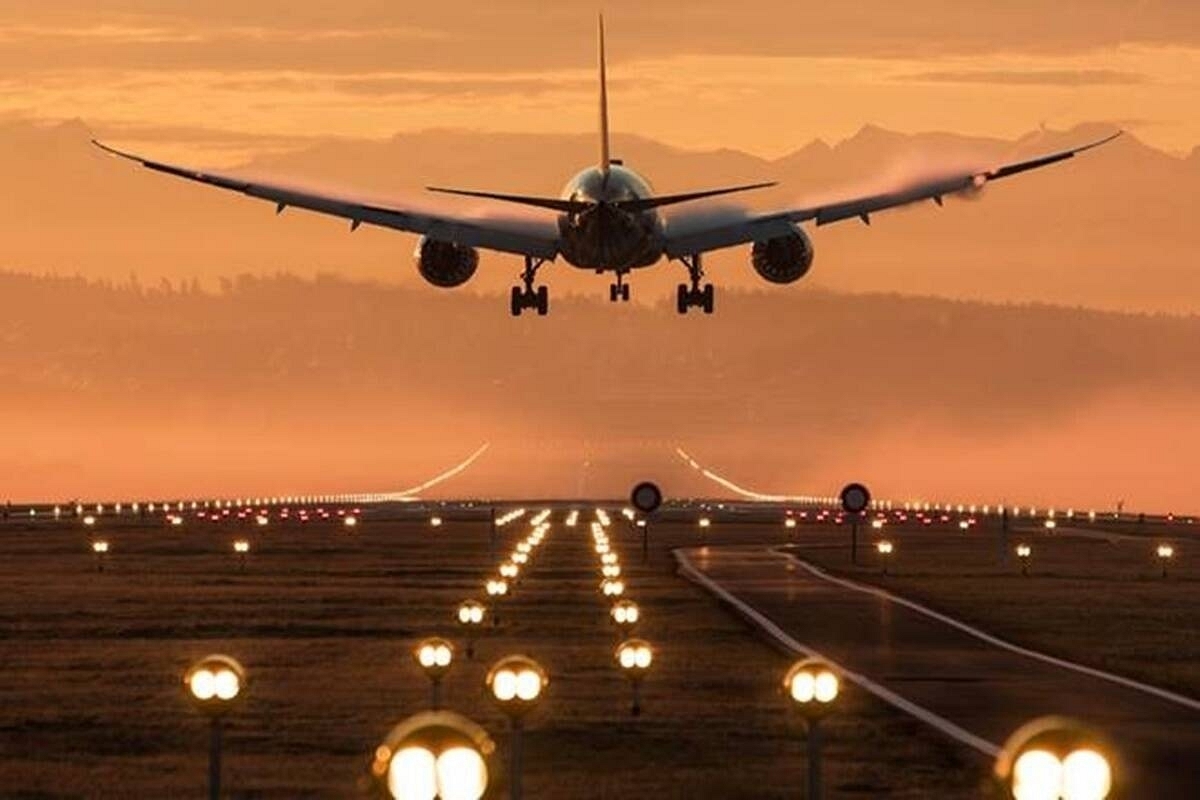 Centre Wants To Build 2nd Airport For Kolkata, State Not Giving Land: Scindia