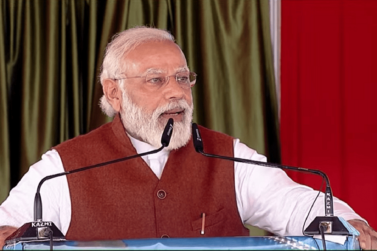 SP's Family Members Looted UP, Says PM Modi
