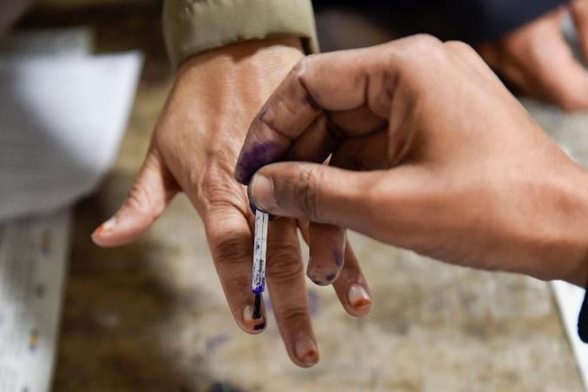 Over 21 Per Cent Voter Turnout In First Four Hours Of Voting In Uttar Pradesh
