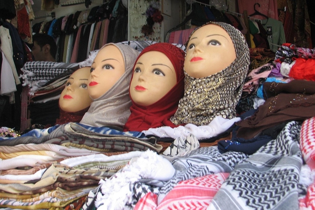 Viewing The Karnataka Hijab Issue Through Fatwas On ‘Muslim Clothing’ And Need To Dress Differently Than ‘Kafirs’