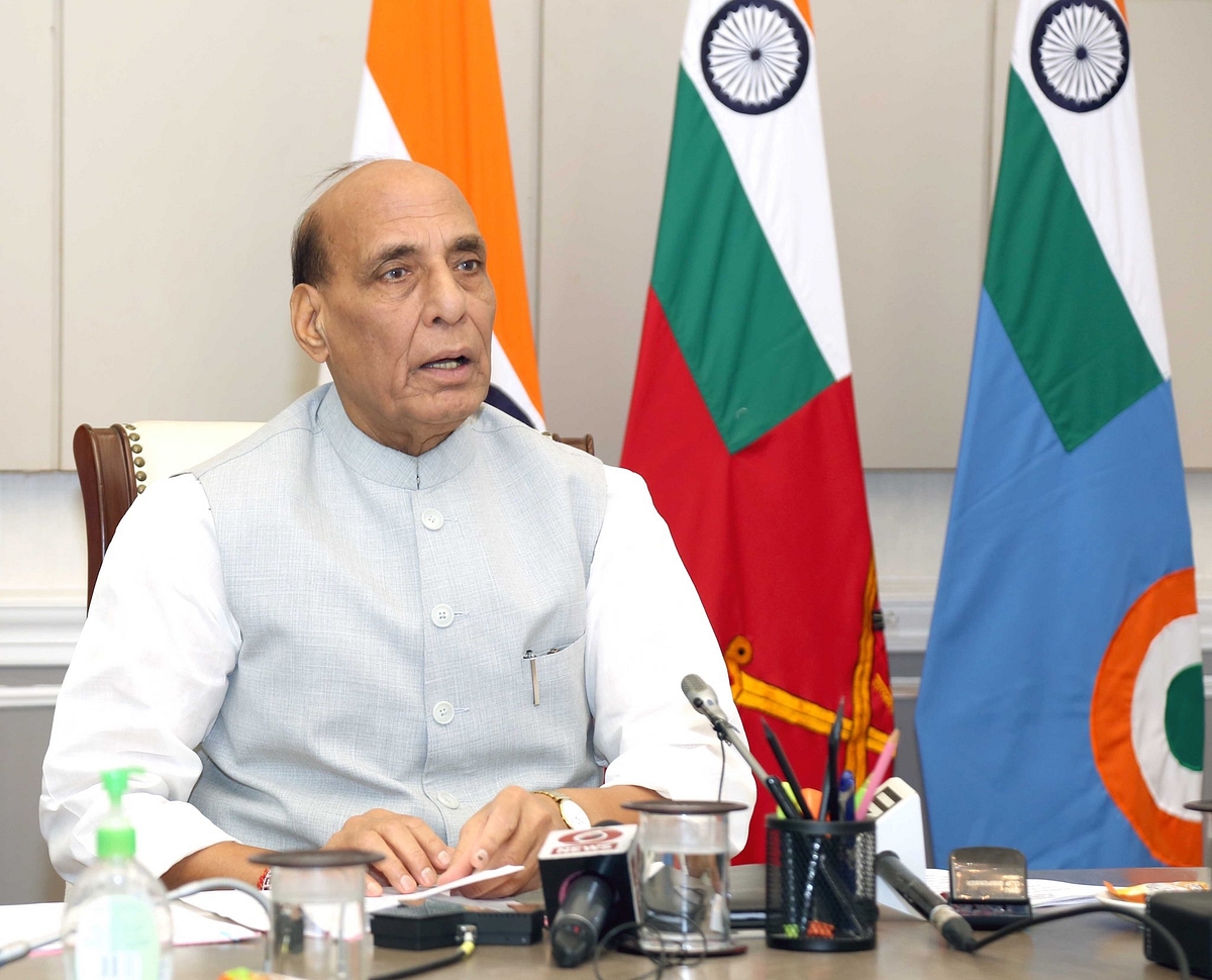 Rajnath Singh Urges US Firms To Carry Out Joint R&D, Manufacturing And Maintenance Of Defence Equipment In India