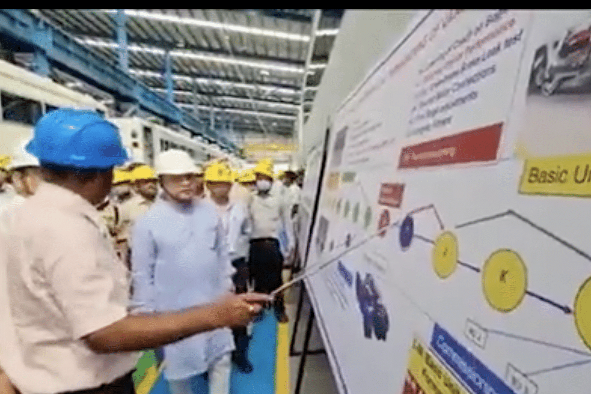 'Vande Bharat Manufacturing On Fast Track', Says Railways Minister Vaishnaw After Visiting Integral Coach Factory In Chennai