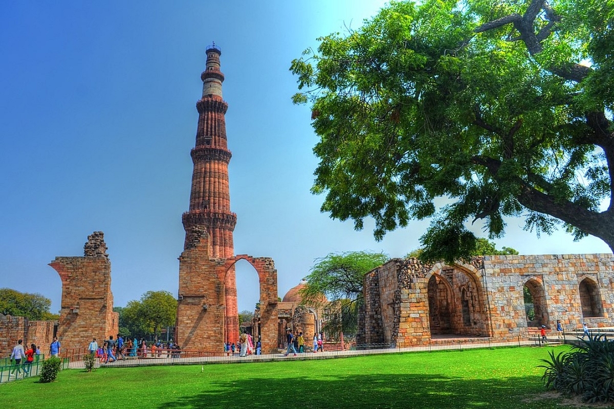 Qutub Minar (Pic Via Wikipedia)