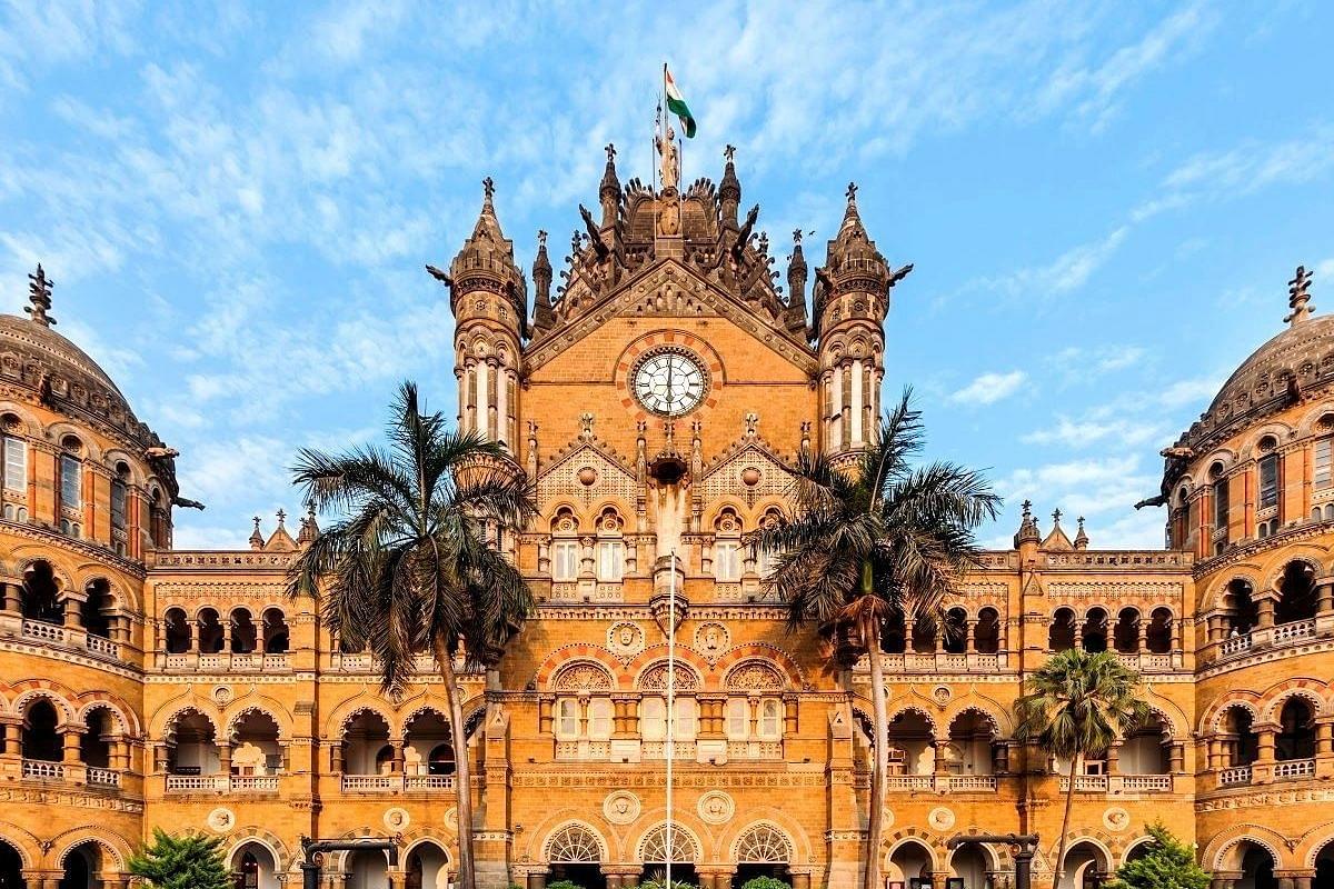 Ahluwalia Contracts Awarded                     Rs 2450 Crore Mumbai CSMT Railway Station Redevelopment, To Execute Project In 36 Months