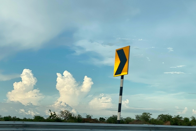 The clear skies en route Chitrakoot via Bundelkhand Expressway