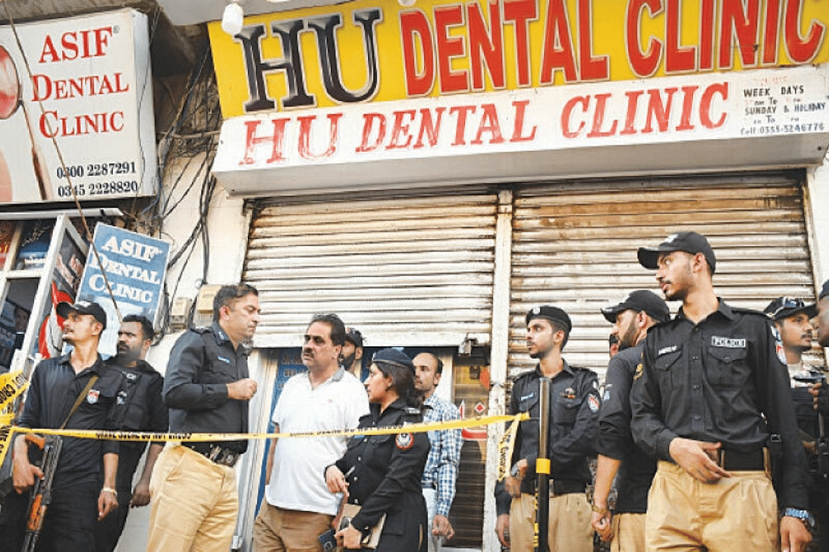 Pakistan: Sindhi Rebel Group Named For Carrying Out Deadly Attack On Chinese-Origin Dentist Couple's Clinic In Karachi