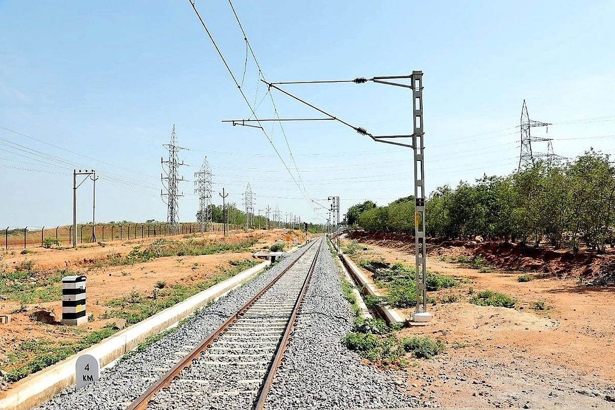 Railways Touches Another Milestone: North Central Railway Zone Completely Electrified
