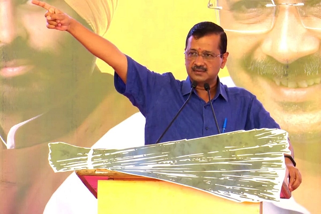 AAP Chief and Delhi CM Arvind Kejriwal at a rally in Gujarat's Navsari.