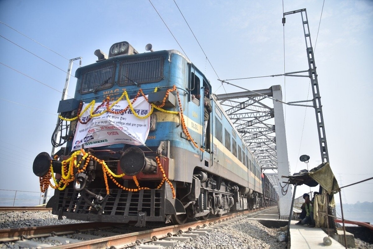 Eastern Dedicated Freight Corridor: Successful Trial Run Of Goods Train Between New Karchana And New Sujatpur