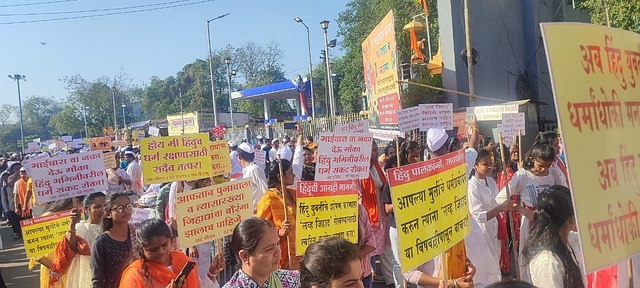 Led By Young Women, Massive Protest Carried Out In Maharashtra’s Dhule To Demand Law Against ‘Love Jihad’