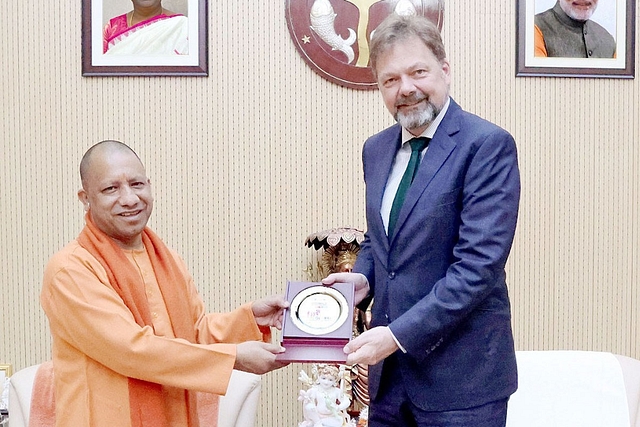 UP CM Yogi Adityanath with German ambassador to India Philipp Ackermann (Pic Via Twitter)
