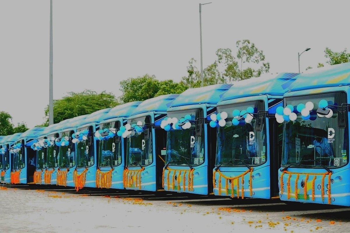Delhi Gets 50 New Electric Buses Under FAME India Phase II Scheme