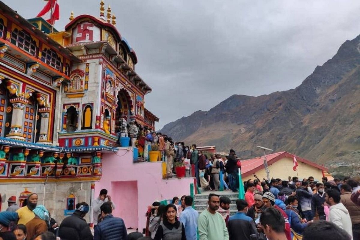 Uttarakhand: Uncertainty Over Badrinath Yatra After Joshimath Crisis; State Government Has Three Months To Re-Open Route For Yatra Season