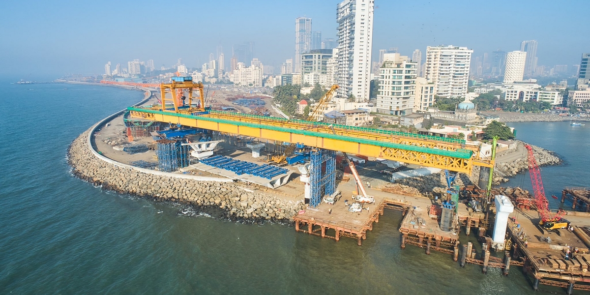 Mumbai's coastal road under construction (@AshwiniBhide/Twitter)
