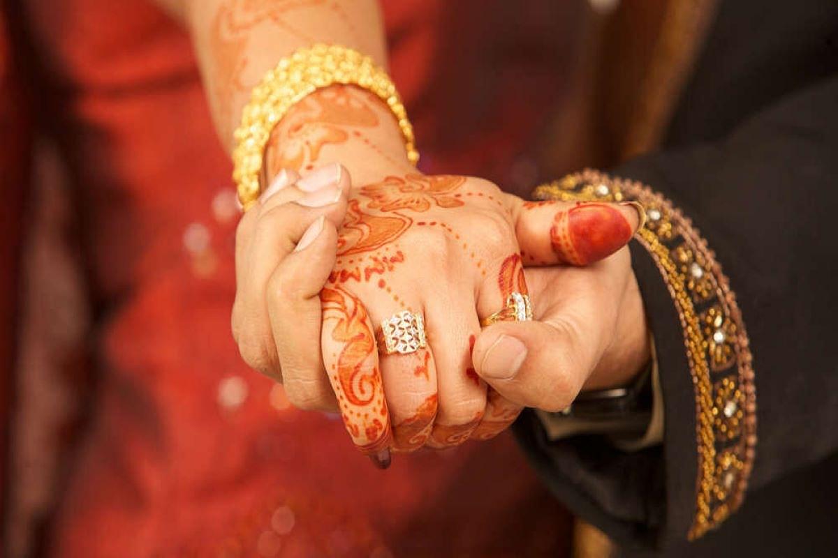 How Celebrity Interfaith Marriages And PR Buzz Fool Women 