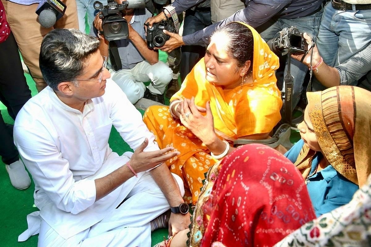 Rajasthan: Sachin Pilot Meets Protesting Wives Of Pulwama Bravehearts