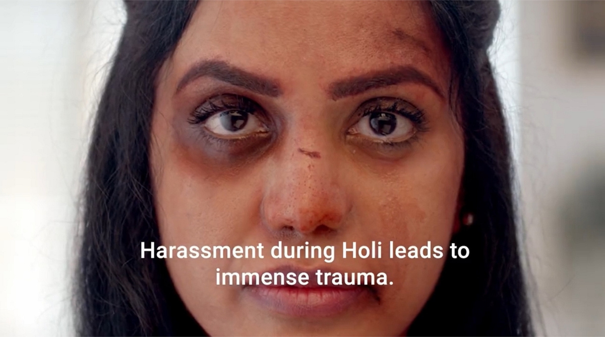 Stills from the Ad displaying the campaign message.