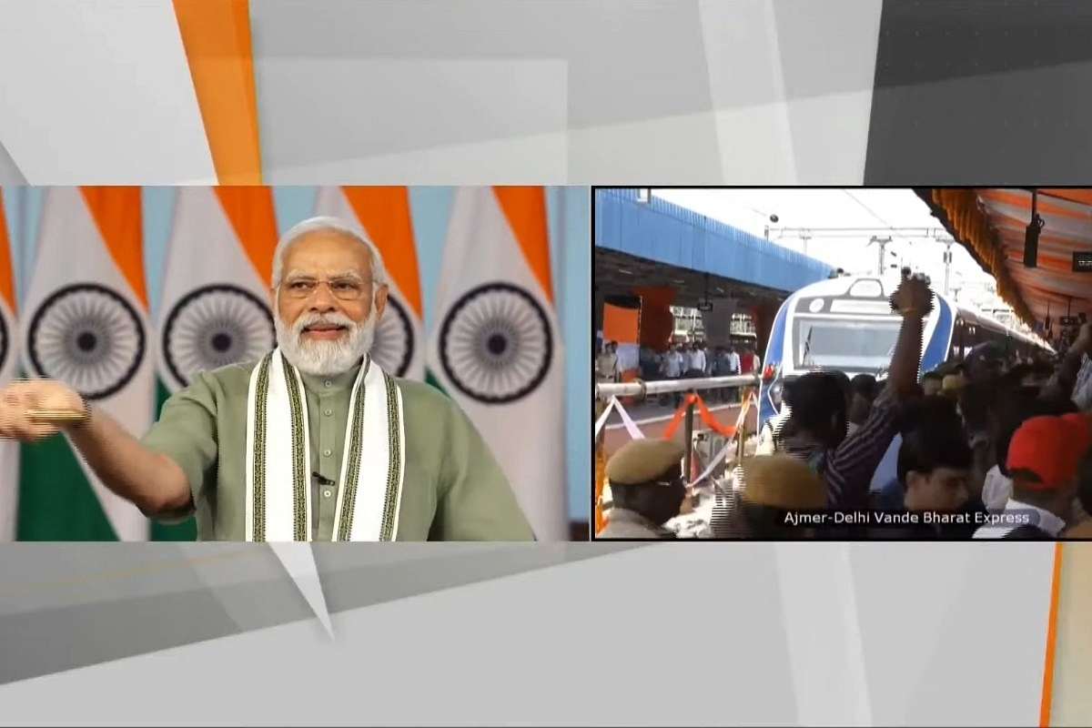 'Gehlot Ji, Aapke Toh Dono Hanth Mein Laddoo Hai': PM Modi's Humorous Remark At Ajmer-Delhi Vande Bharat Launch