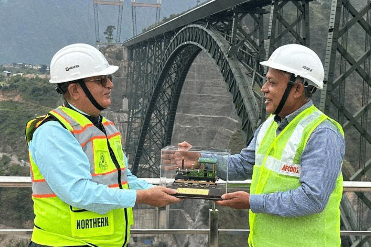 Maldives Minister "Very Impressed" After Visit To World's Highest Railway Bridge In Jammu and Kashmir