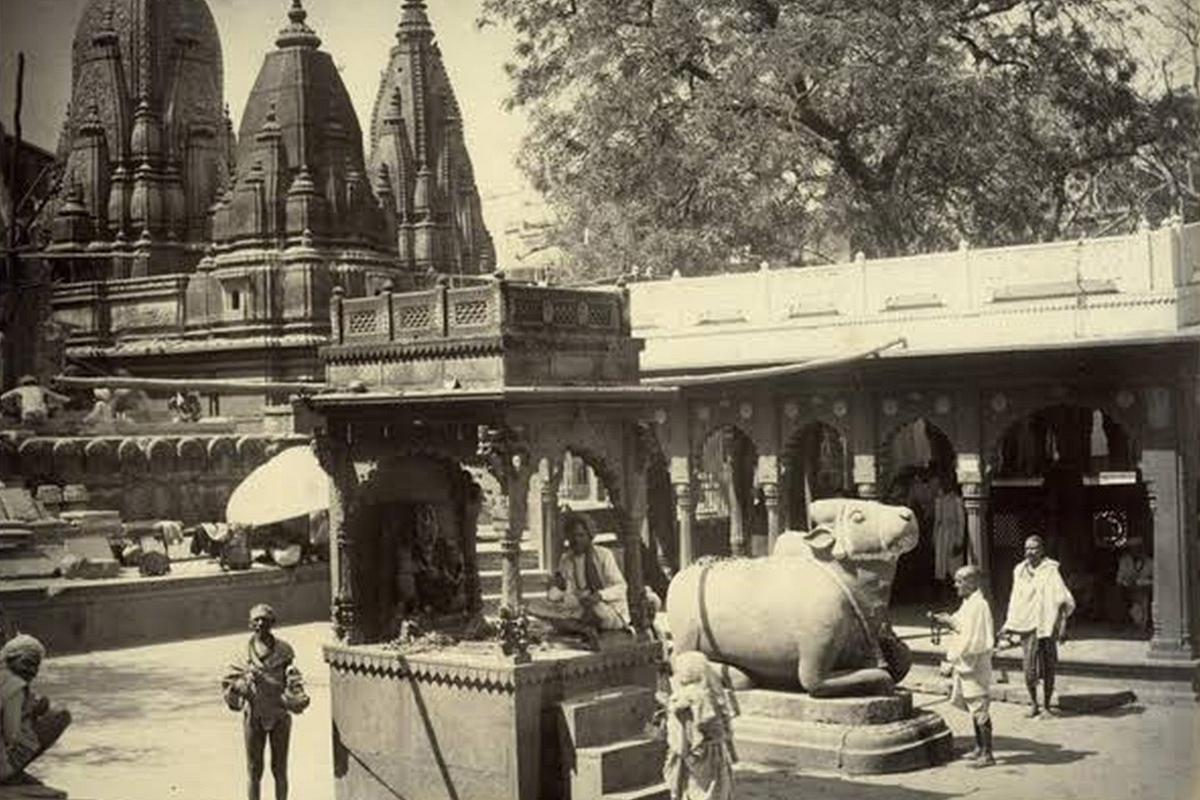 History 101: The Kashi Vishwanath Temple Was Not Demolished Once But Thrice 
