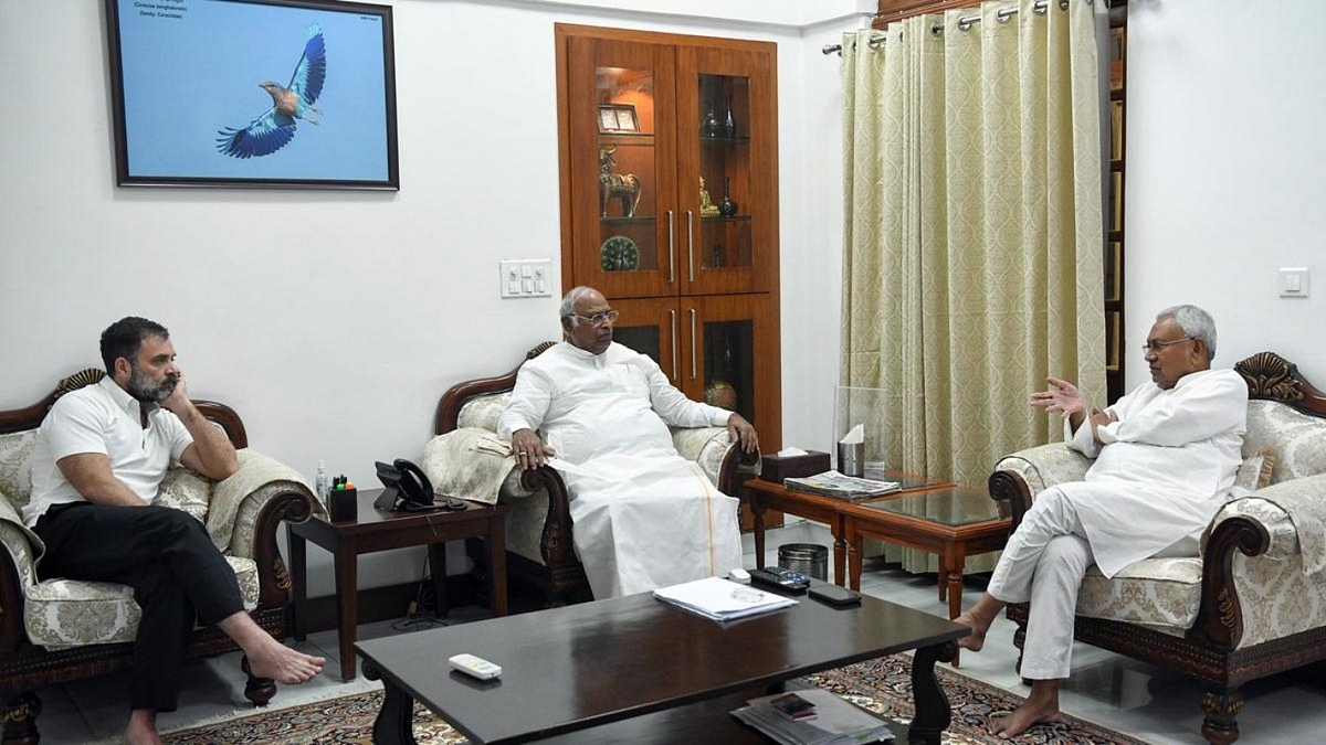 Congress And JD(U) Leaders Discuss Joint Meeting Of Opposition Parties