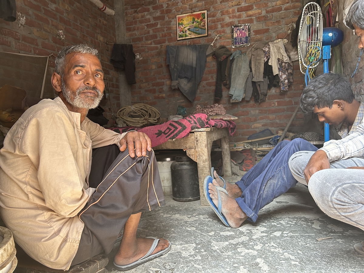 Landlord of Saahil’s rented house, Ramphool, and his son