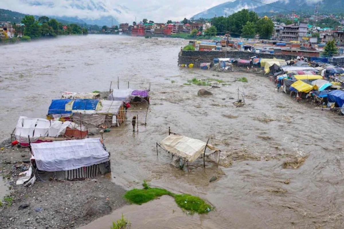 33 Dead, 7 Swept Away As Flash Floods, Landslides And Cloudbursts Wreak Havoc In Himachal Pradesh