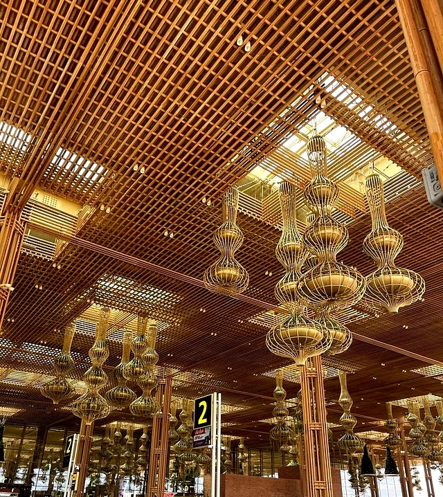 Entrance of the airport (Image source: author)