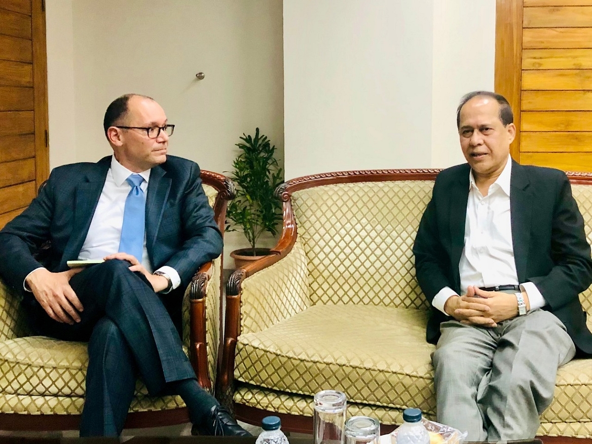 US Ambassador to Bangladesh Peter Haas meeting Bangladesh Chief Election Commissioner Kazi Habibul Awal