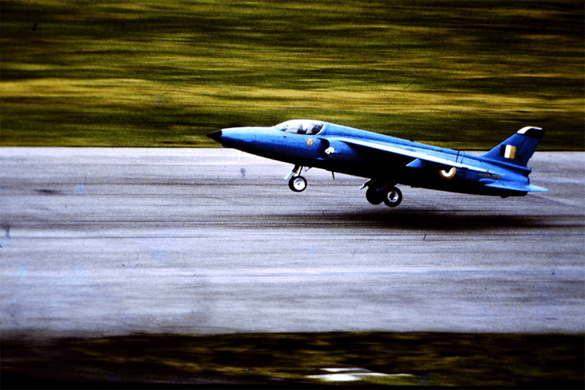 1965 War: When An Indian Fighter Pilot Landed On An Abandoned Airstrip In Pakistan