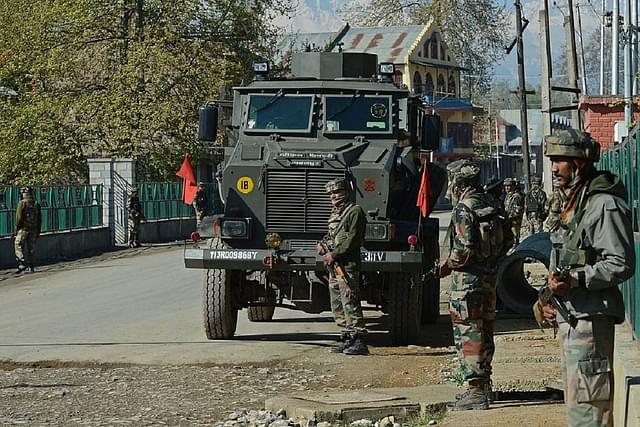 Veterans Jump The Gun, Uncover Identities Of Officers Killed In Anantnag Encounter Even Before Official Confirmation From Army: Report