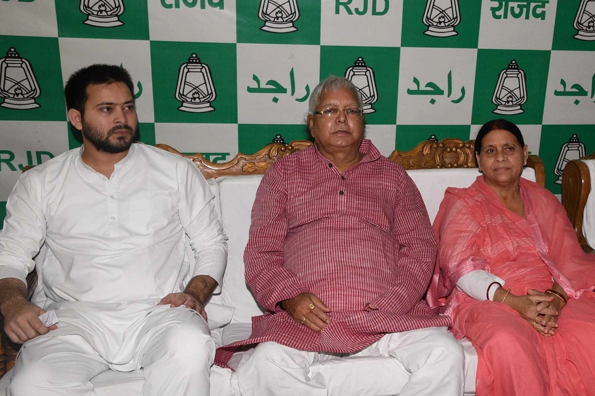 Delhi Court Summons Lalu Yadav In Land-For-Job Scam Case; Tejashwi Yadav, Rabri Devi Also Named In CBI Chargesheet