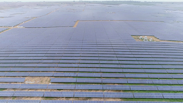 The Rewa Ultra Mega Solar Plant (Source: MP Government)