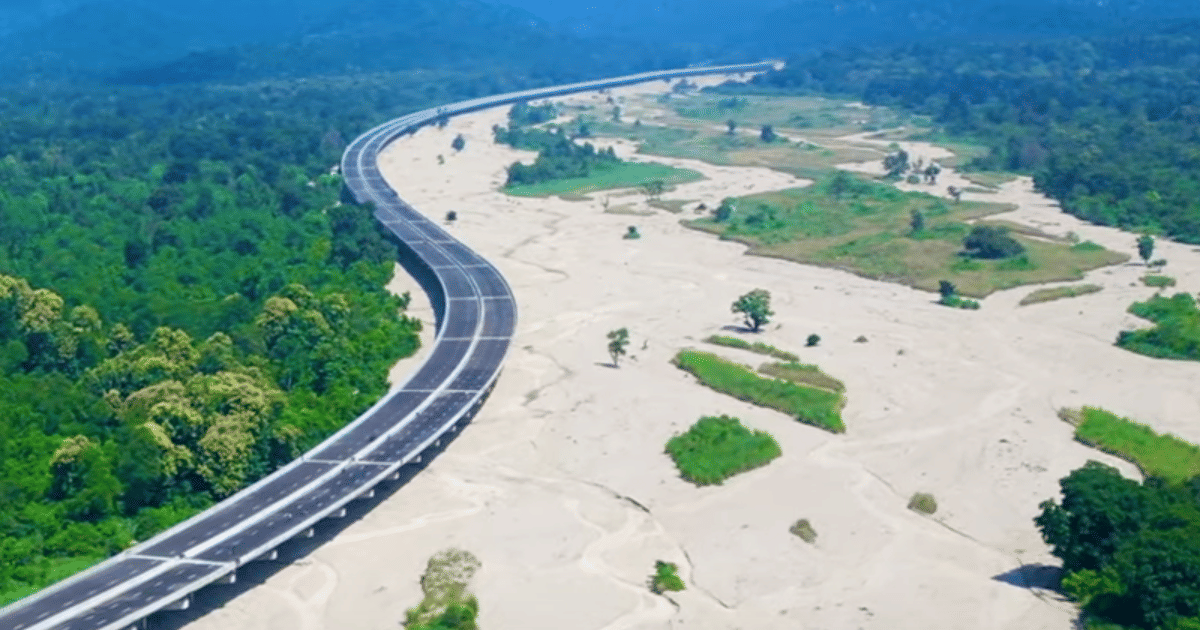 Delhi-Dehradun Expressway Rules :- दिल्ली-देहरादून एक्सप्रेसवे पर गाड़ी चलने से पहले जान लें ये नियम, वरना पुलिस सीज कर देगी गाड़ी !