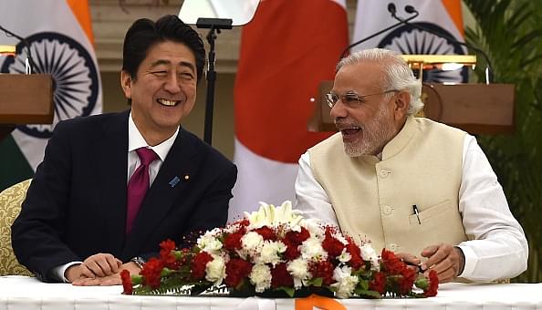 Shinzo Abe and Modi/Getty Images