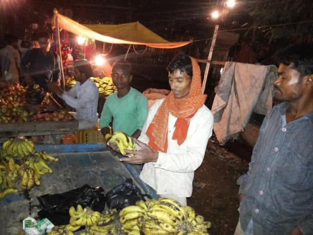 Lallan Sahni, a fruitseller, will vote for the BJP