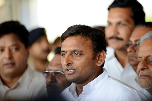 Akhilesh Yadav says he is not averse to tie up with Mayawati in case of a hung house. (Getty Images)