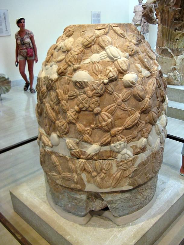 Omphalos stone, Delphi