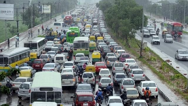 An image of the traffic problem in Delhi from last year (AFP PHOTO/ Prakash SINGH / AFP / PRAKASH SINGH)