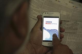Mobile banking (Sneha Srivastava/Mint via Getty Images)