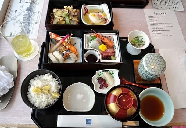 A Japanese <i>teishoku</i> meal