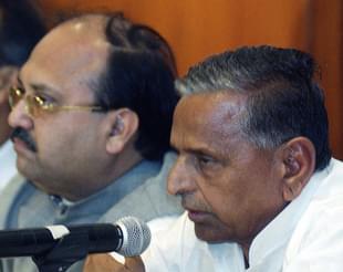Amar Singh and Mulayam Singh Yadav (SEBASTIAN D’SOUZA/AFP/Getty Images)