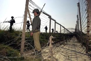 Jammu and Kashmir LoC, BSF, (AUSEEF MUSTAFA/AFP/Getty Images) 