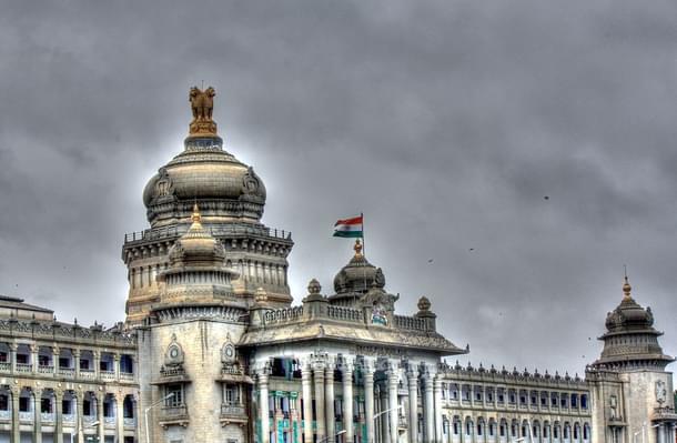 The Karnataka VIdhan Soudha (Rajesh Vadlamani/Wikimedia Commons)