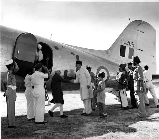 Pandit Nehru and President Sheikh Abdullah.Wikimedia